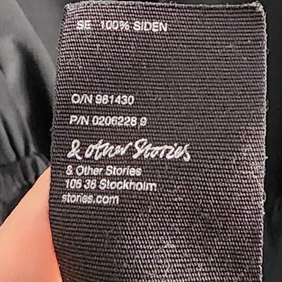 & Other Stories High Neck Sleeveless V-Back Silk Dress Black 36 Small - Picture 5 of 8